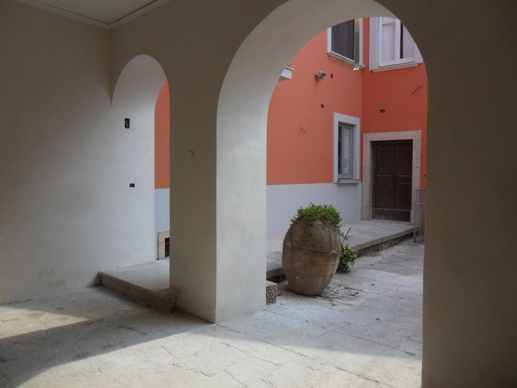 Palazzo Gentilizio De Maffutiis Hotell Auletta Exteriör bild